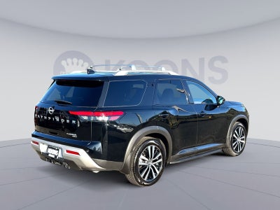 2023 Nissan Pathfinder Platinum