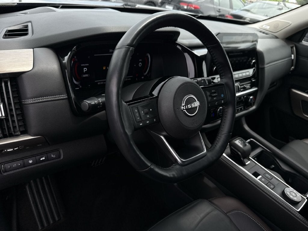 2024 Nissan Pathfinder Platinum