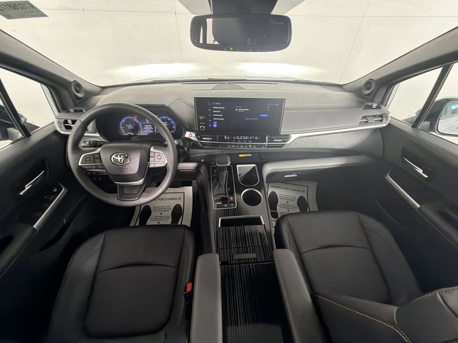 2025 Toyota Sienna XSE