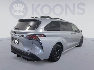 2025 Toyota Sienna XSE