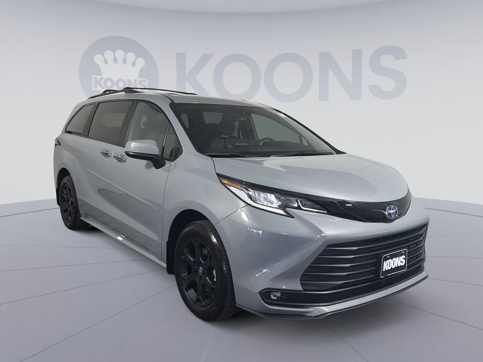 2025 Toyota Sienna XSE