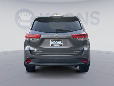 2019 Toyota Highlander SE