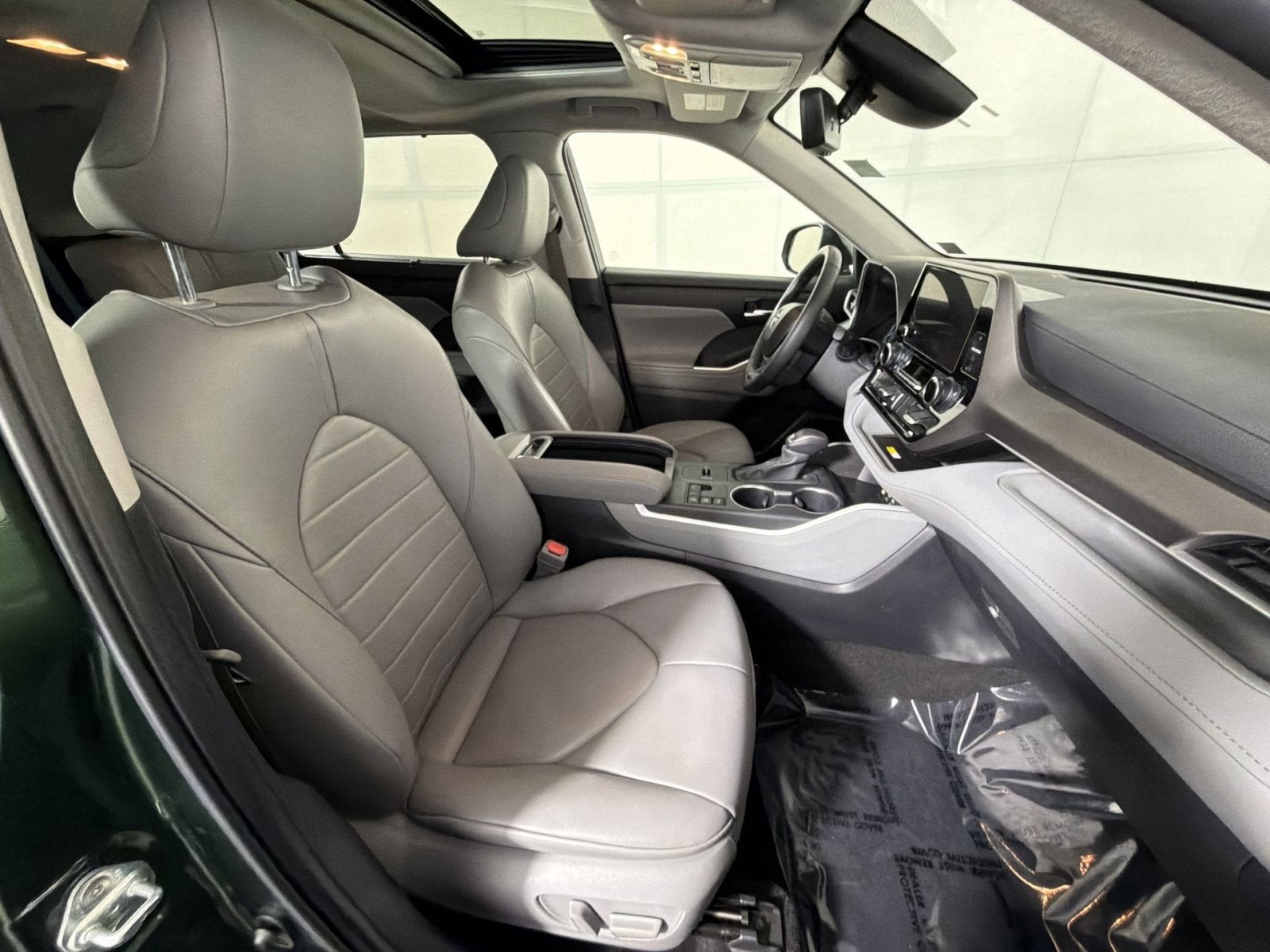 2024 Toyota Highlander Hybrid XLE