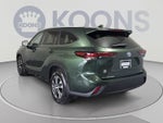 2024 Toyota Highlander Hybrid XLE