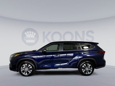 2025 Toyota Highlander LE