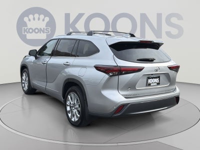 2024 Toyota Highlander LE