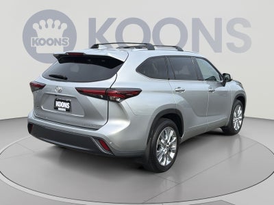 2024 Toyota Highlander LE
