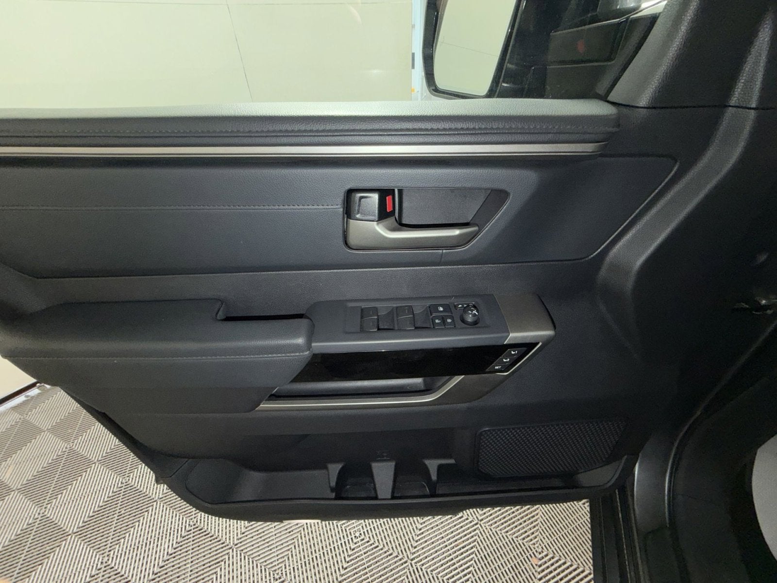 2022 Toyota Tundra 4WD Limited