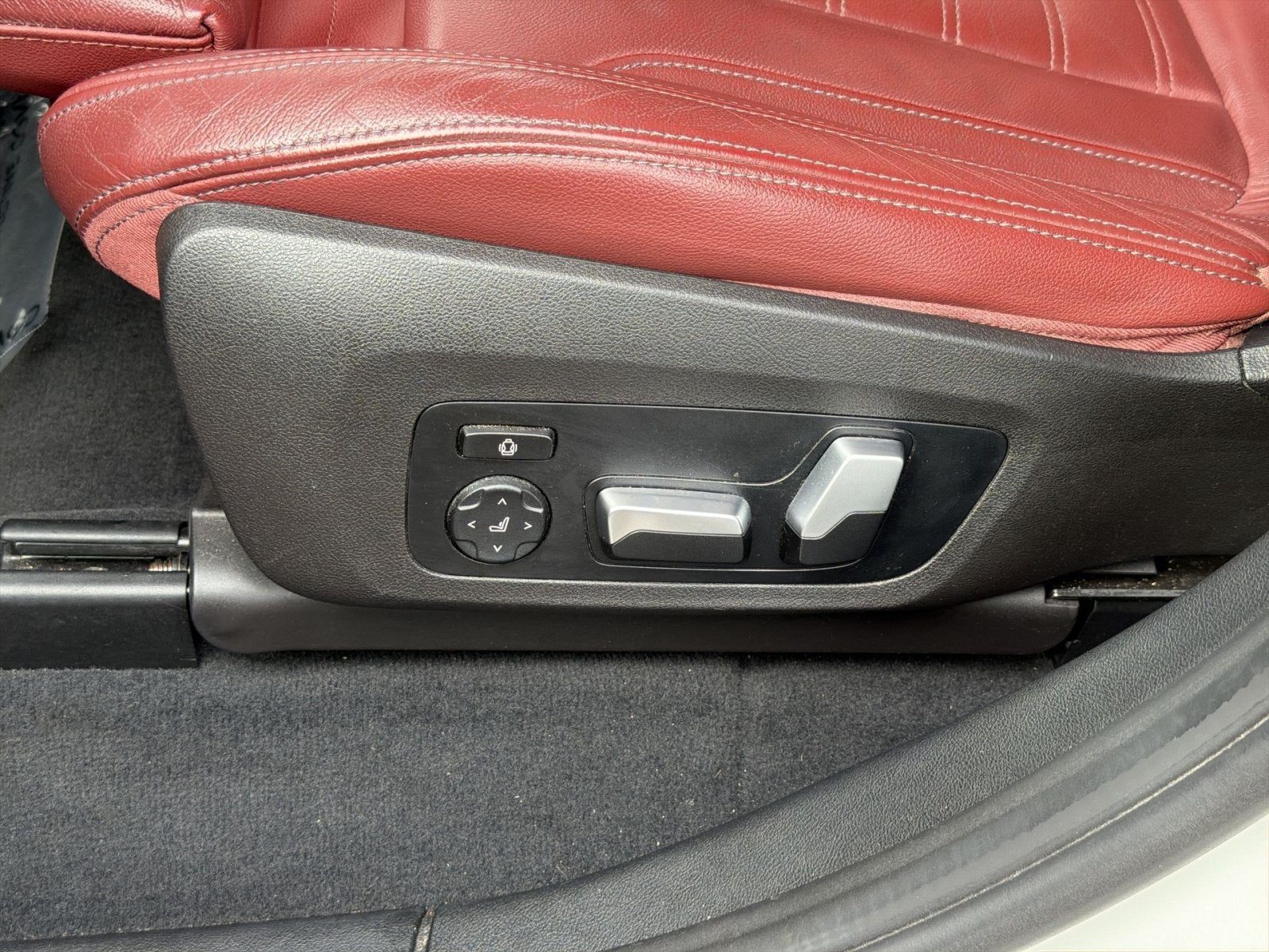 2021 BMW X4 M40i