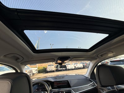 2022 BMW X7 xDrive40i