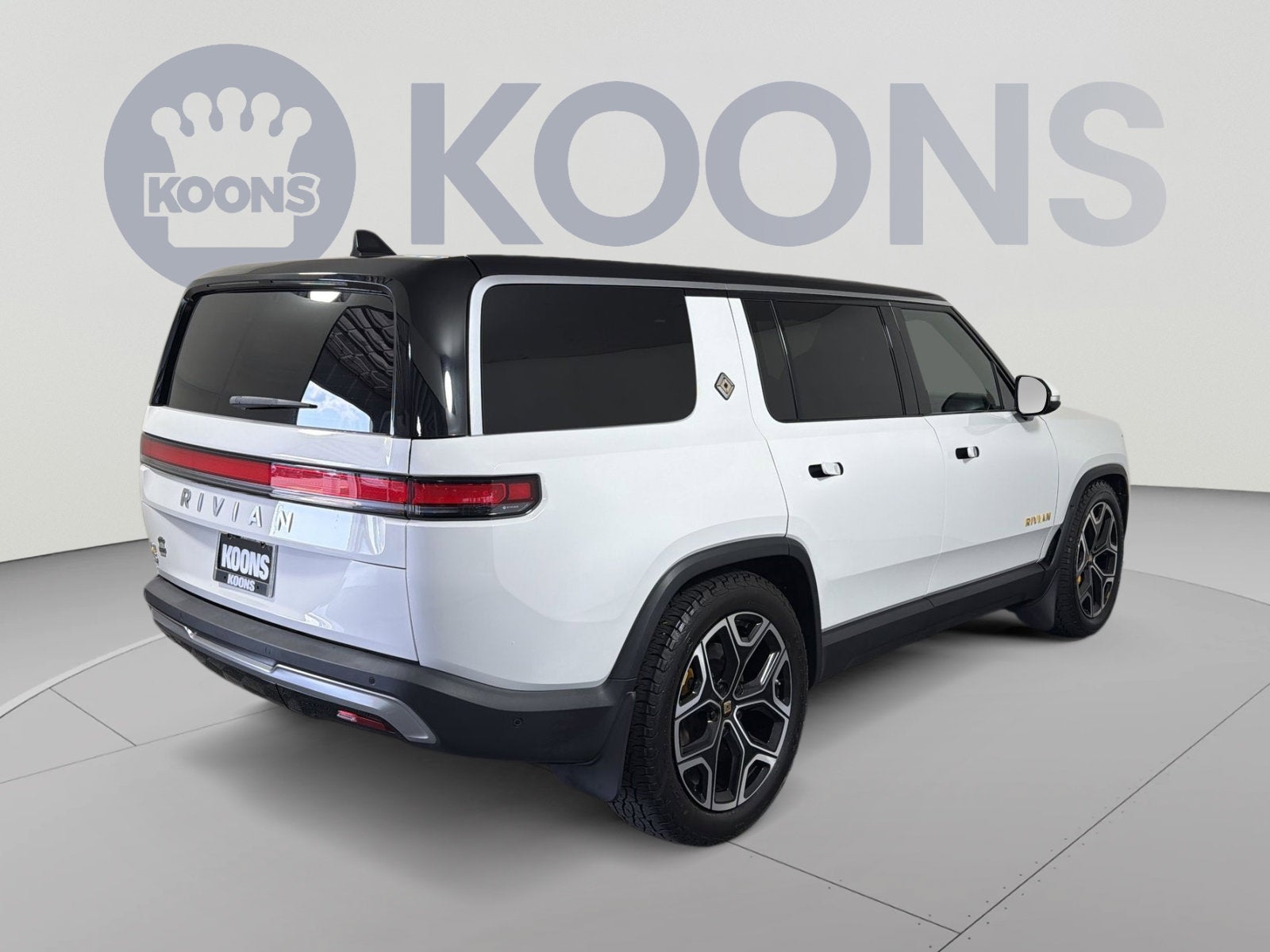 2022 RIVIAN R1S Launch Edition