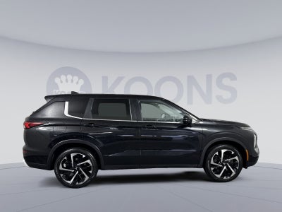 2022 Mitsubishi Outlander SE