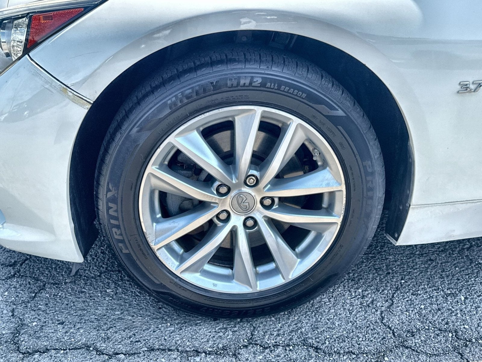 2015 INFINITI Q50 Premium