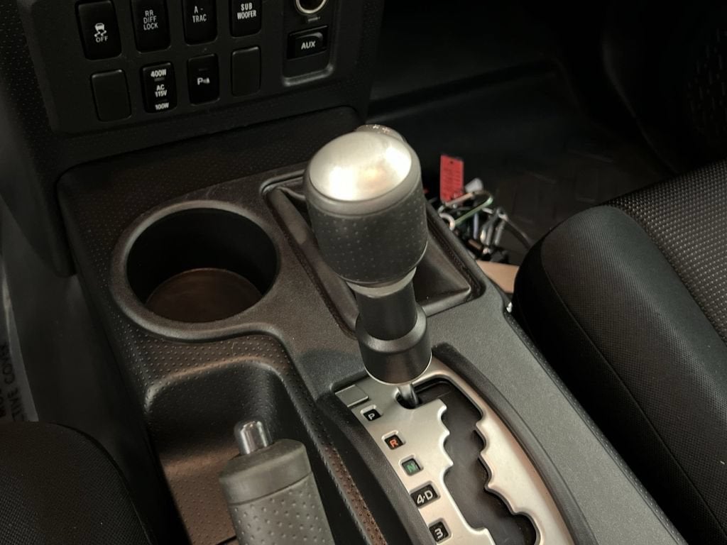 2010 Toyota FJ Cruiser 4WD 4dr Auto (Natl)