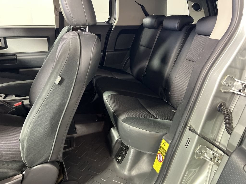 2010 Toyota FJ Cruiser 4WD 4dr Auto (Natl)