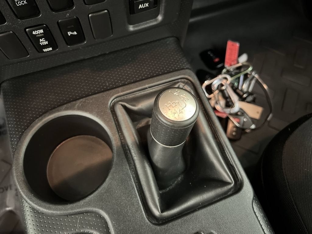 2010 Toyota FJ Cruiser 4WD 4dr Auto (Natl)