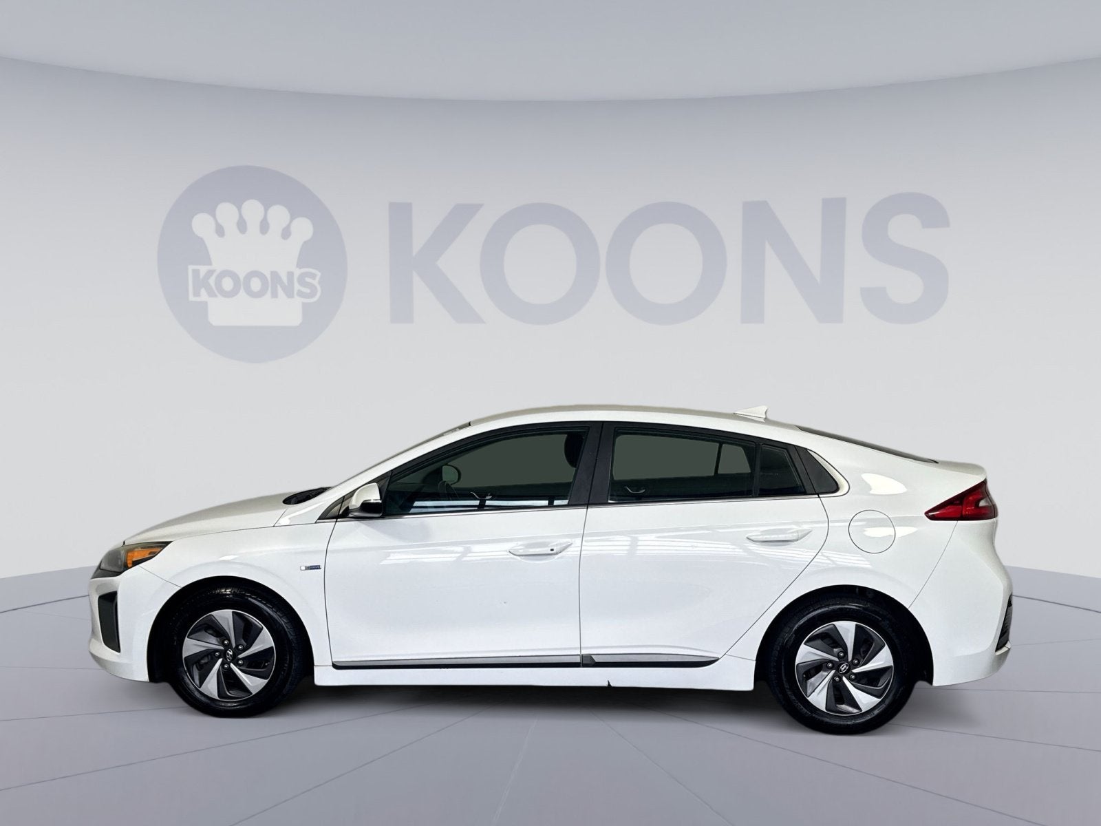 2017 Hyundai Ioniq Hybrid SEL