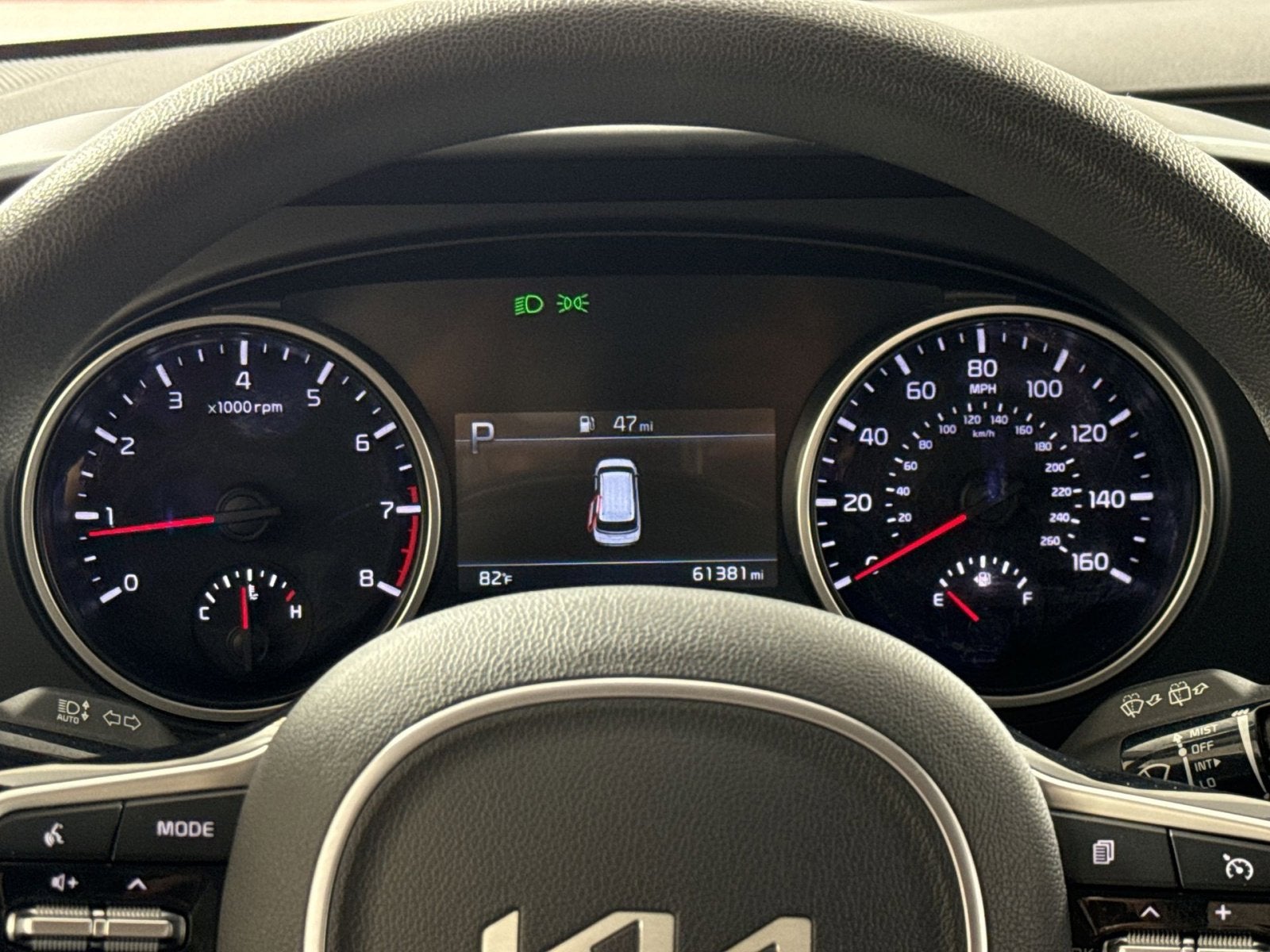 2023 Kia Carnival LX