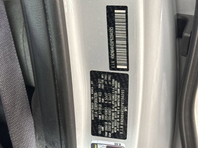2023 Kia Carnival LX
