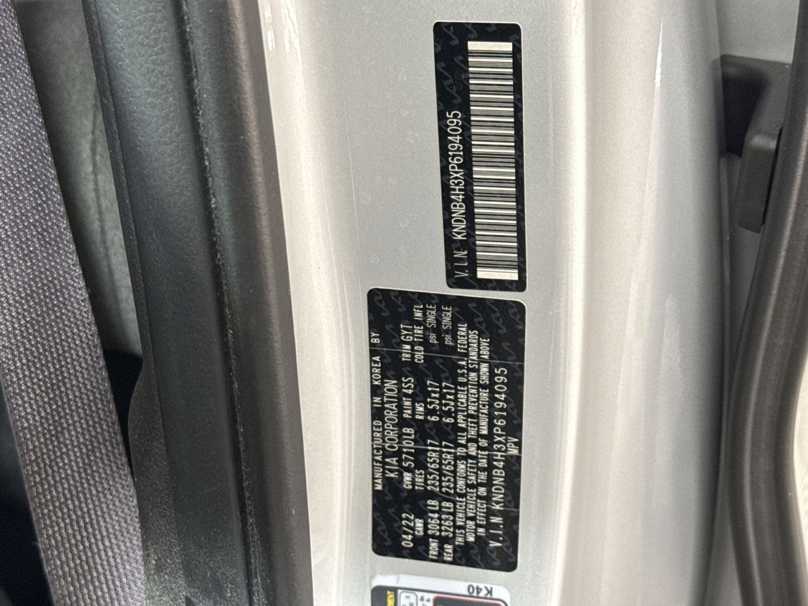 2023 Kia Carnival LX