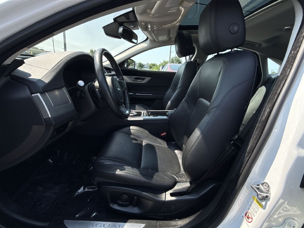 2018 Jaguar XF 25t Prestige