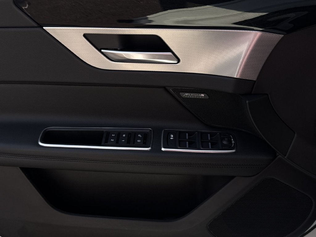 2018 Jaguar XF 25t Prestige