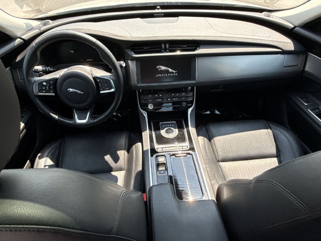2018 Jaguar XF 25t Prestige