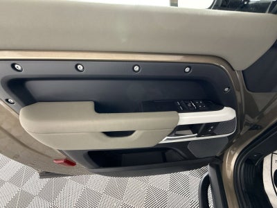 2023 Land Rover Defender S