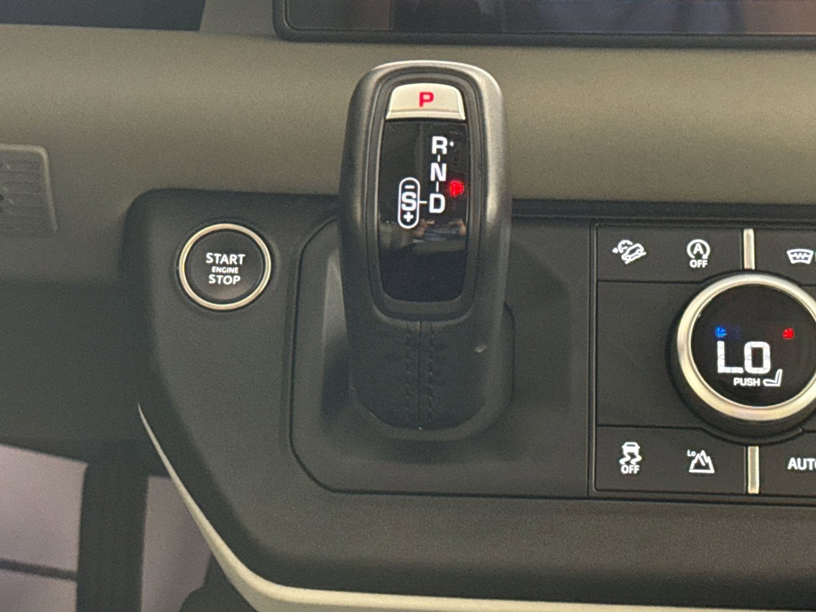 2023 Land Rover Defender S