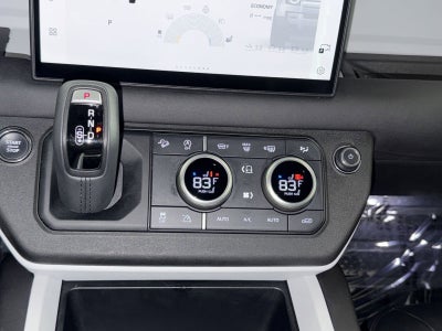 2025 Land Rover Defender S