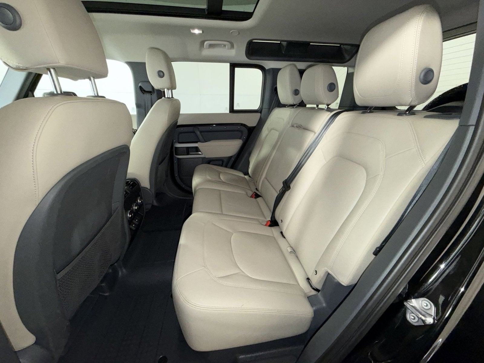 2023 Land Rover Defender S