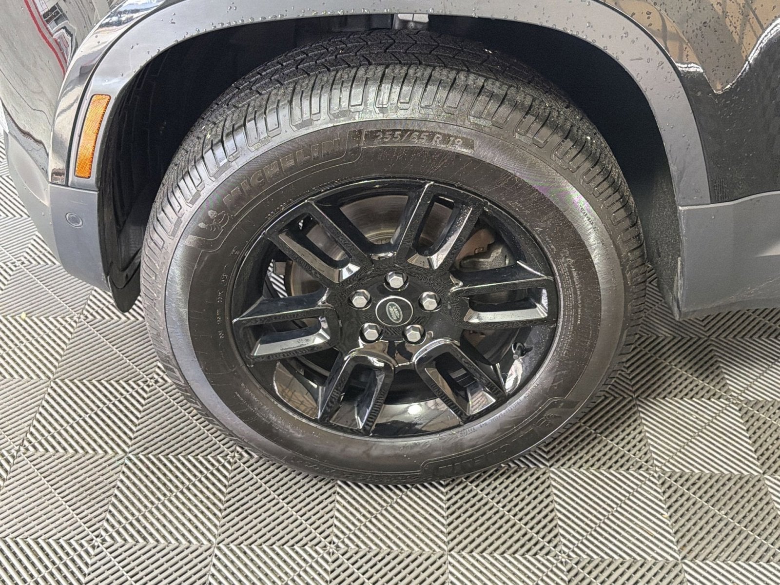 2023 Land Rover Defender S