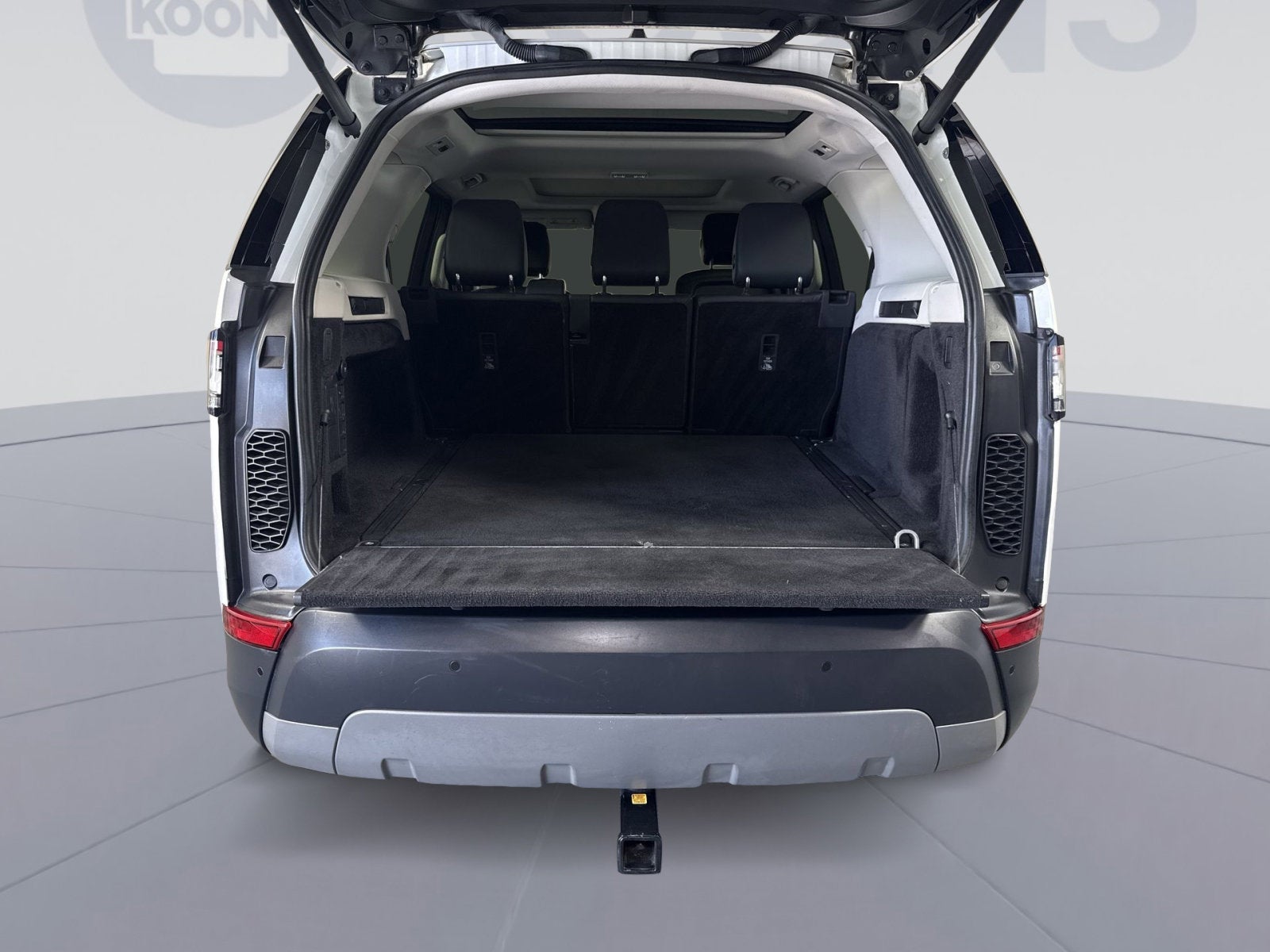 2020 Land Rover Discovery SE