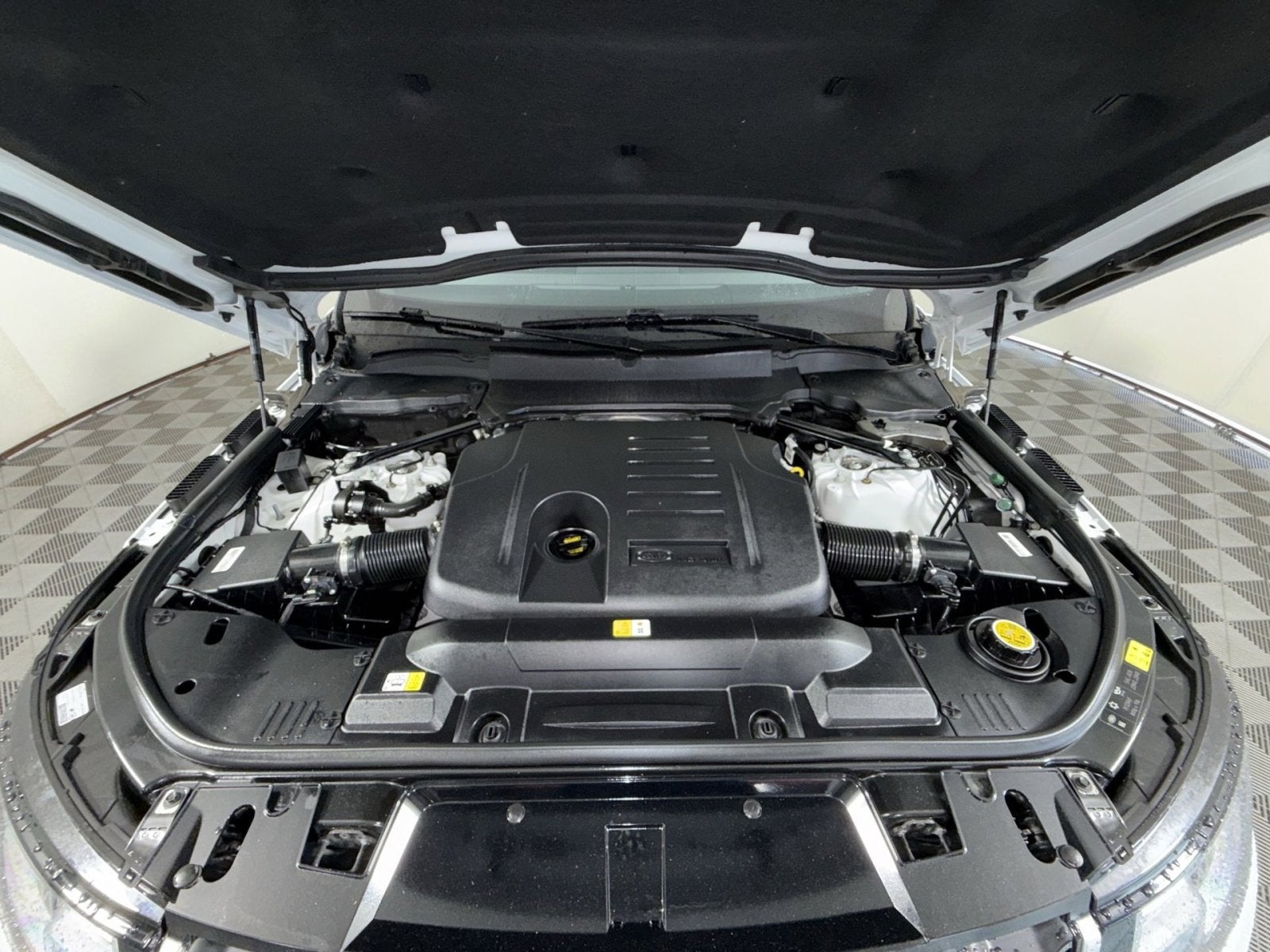 2022 Land Rover Range Rover Sport SE