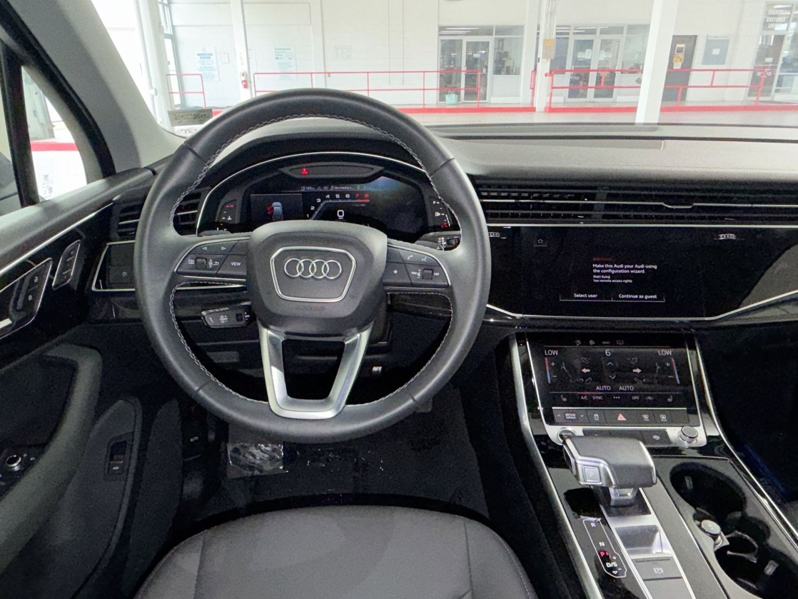 2025 Audi Q7 Premium