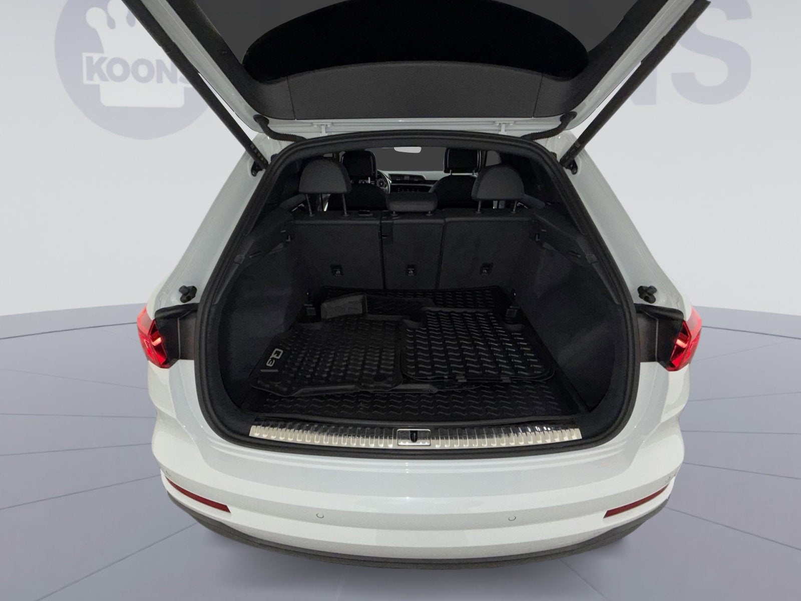 2024 Audi Q3 S line Premium Plus