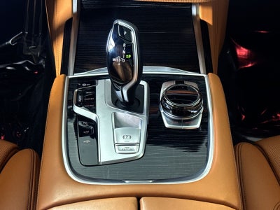 2022 BMW 7 Series 750i xDrive