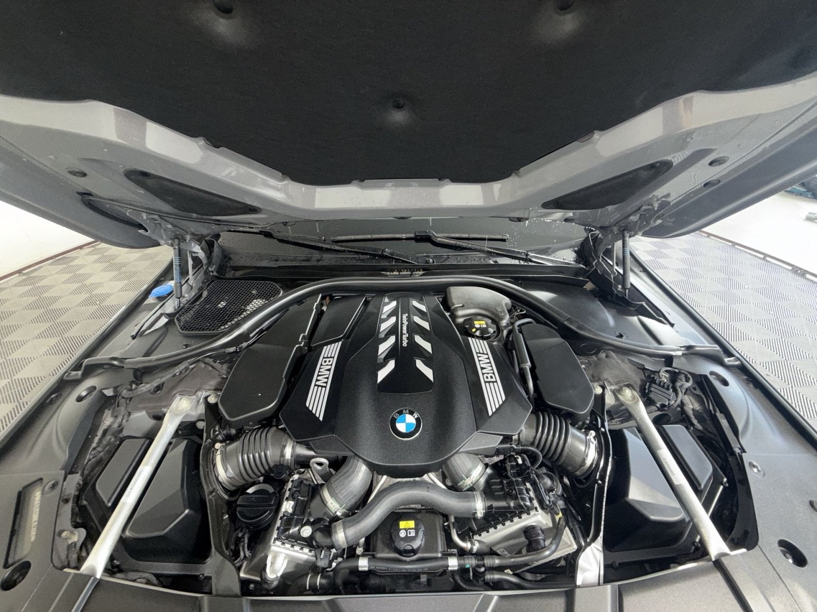 2022 BMW 7 Series 750i xDrive