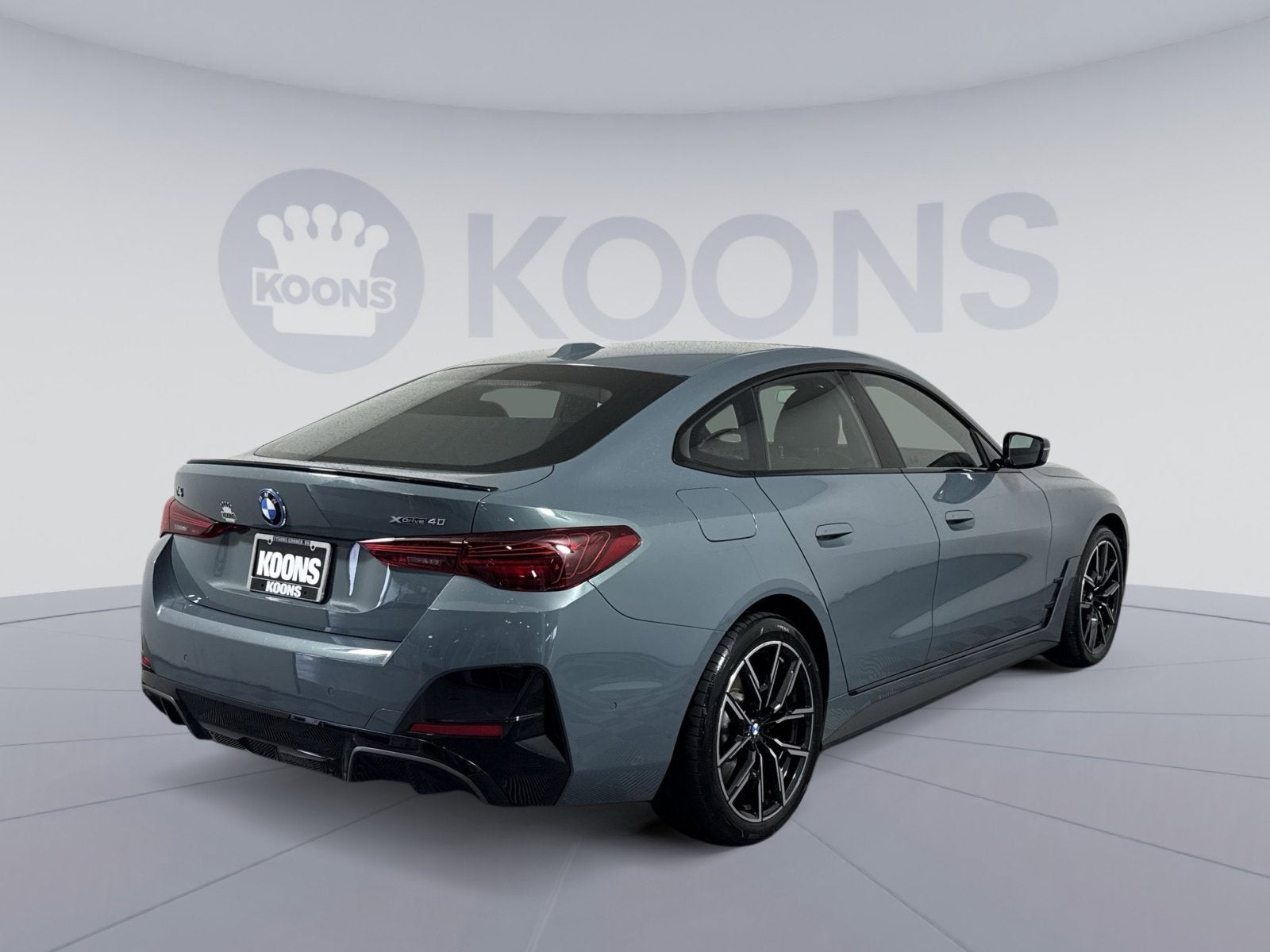 2025 BMW i4 xDrive40