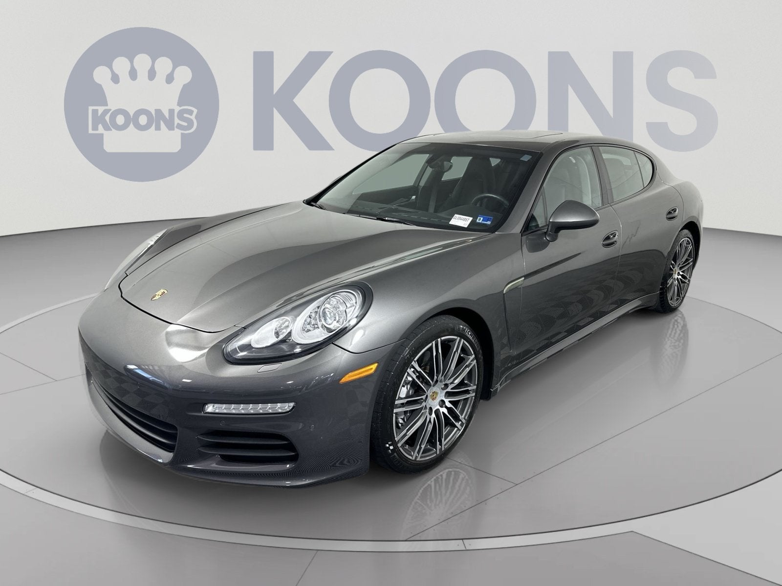 2016 Porsche Panamera