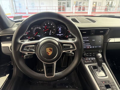 2018 Porsche 911 Carrera
