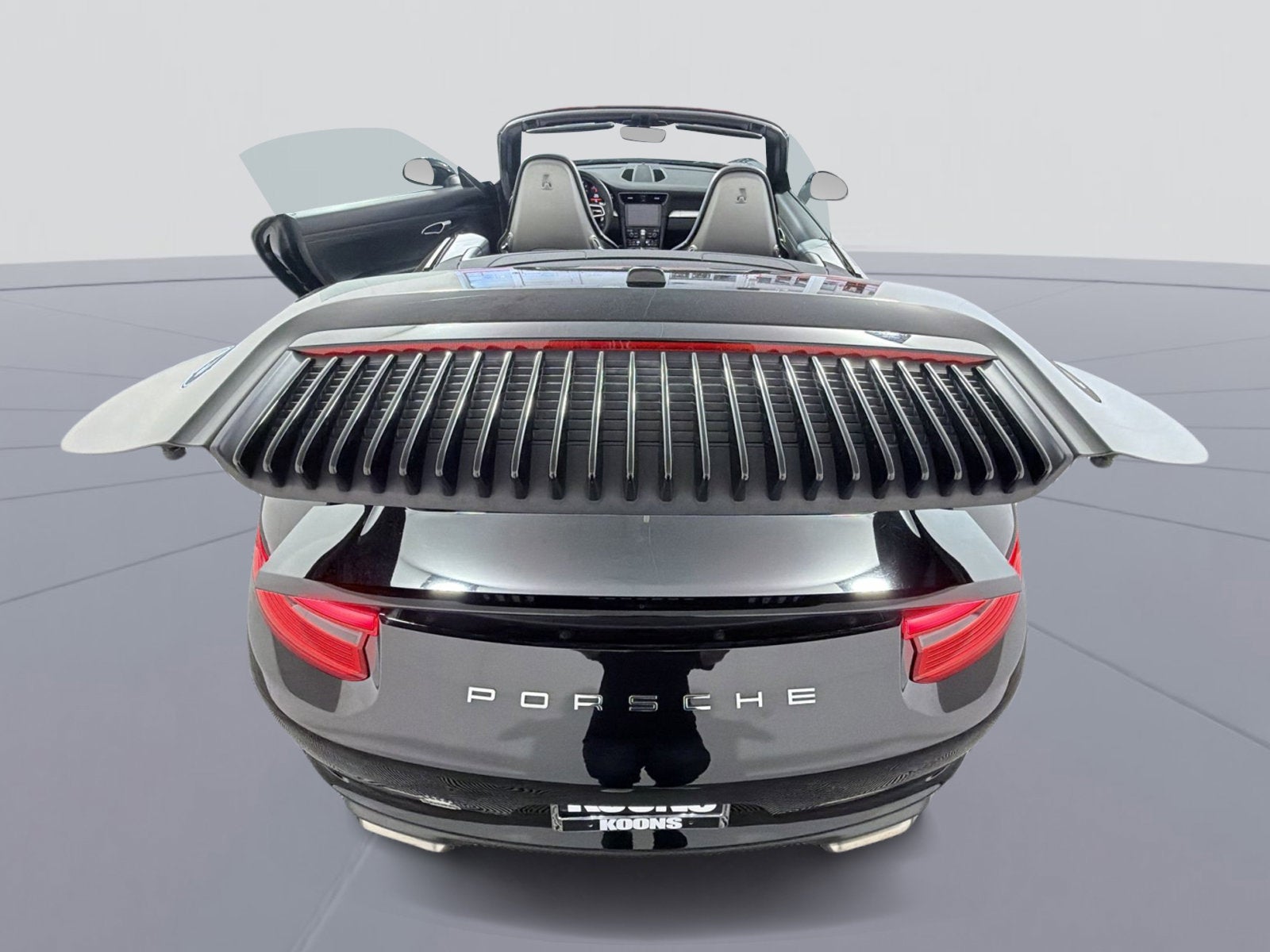 2018 Porsche 911 Carrera