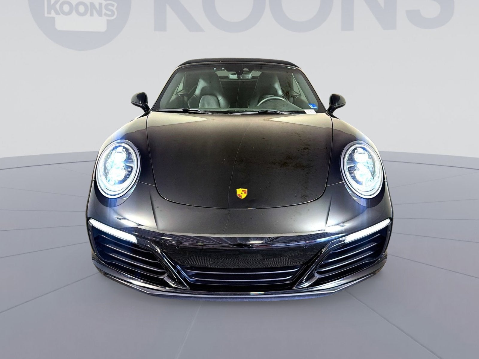 2018 Porsche 911 Carrera