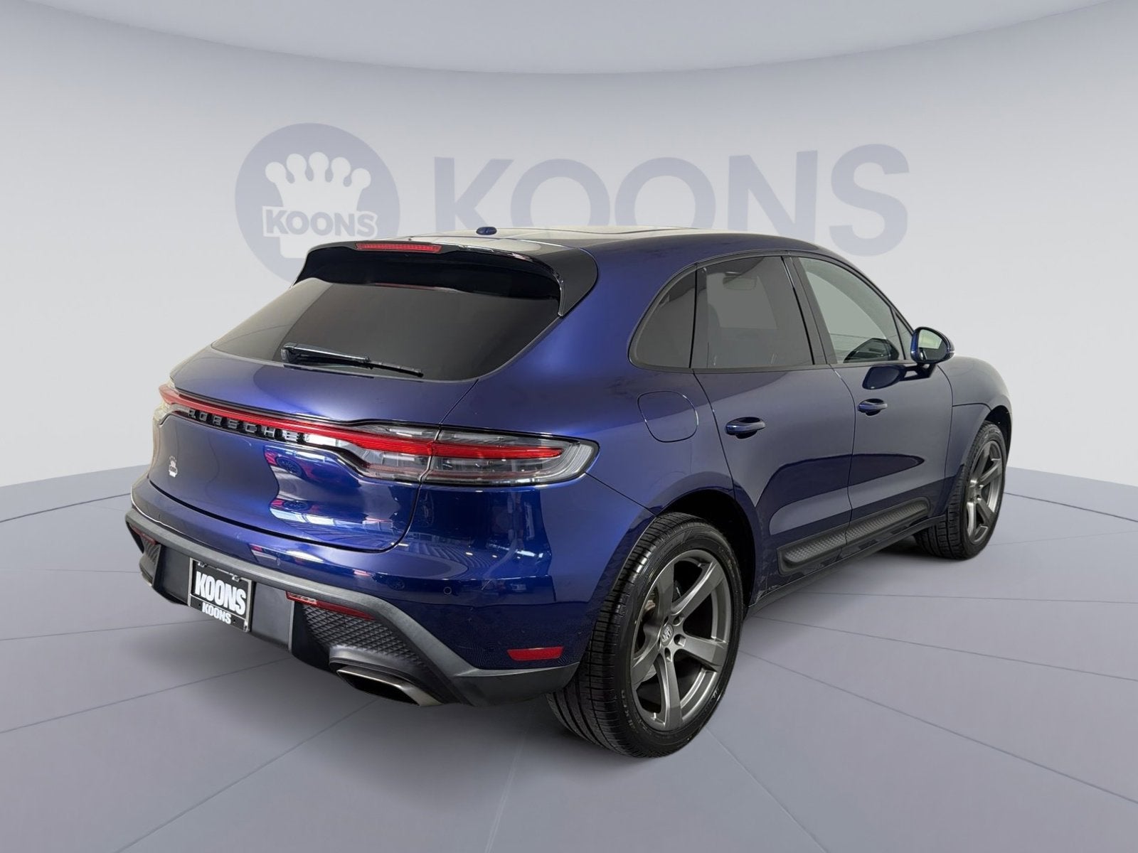 2022 Porsche Macan AWD