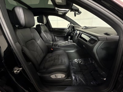 2018 Porsche Macan Macan