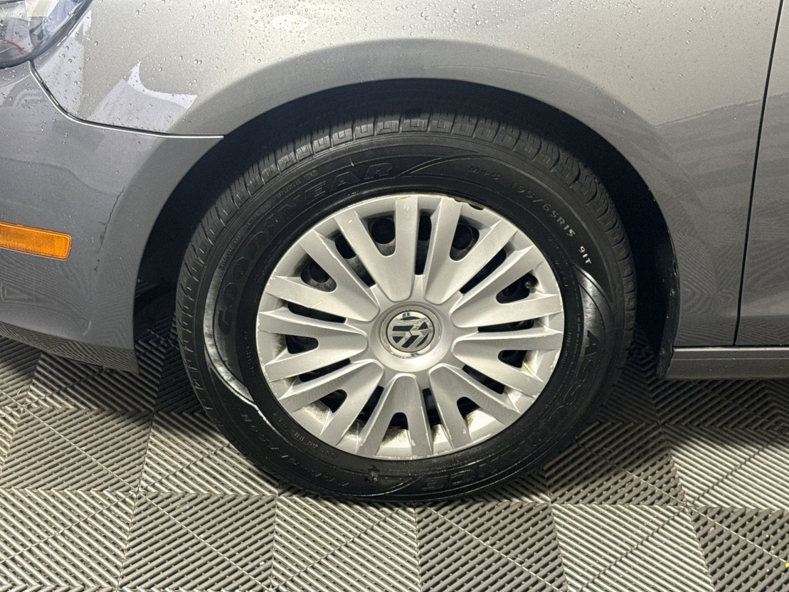 2013 Volkswagen Golf 4dr HB Auto PZEV