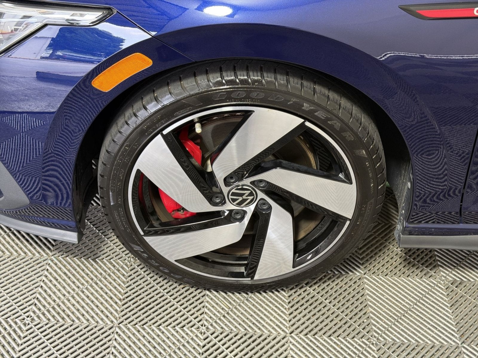 2023 Volkswagen Golf GTI S