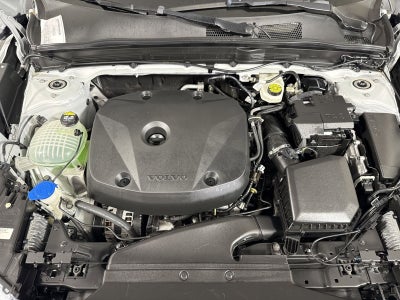 2020 Volvo XC40 Momentum