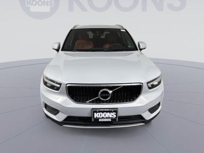 2020 Volvo XC40 Momentum