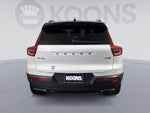 2020 Volvo XC40 R-Design
